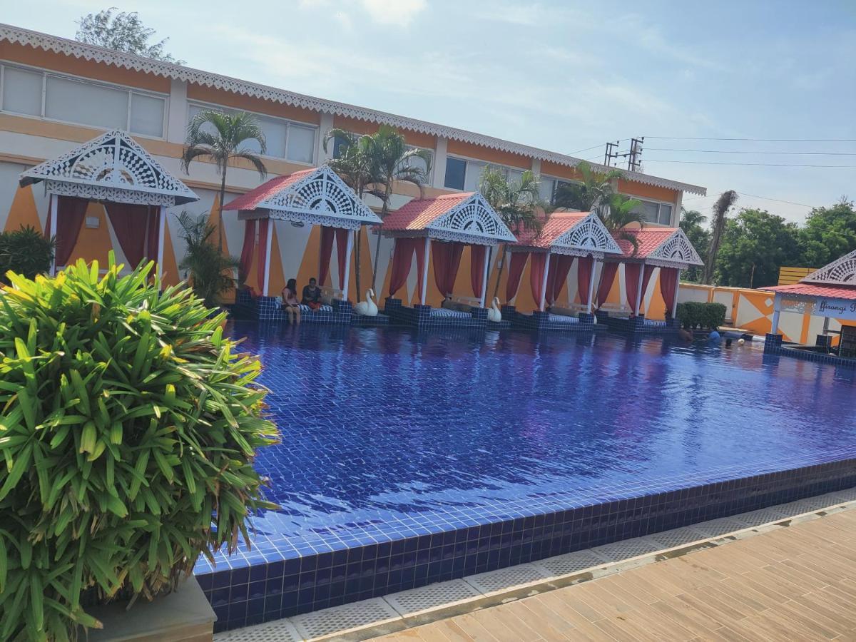 Viceroy Beach And Spa Resort Mandarmani Bagian luar foto